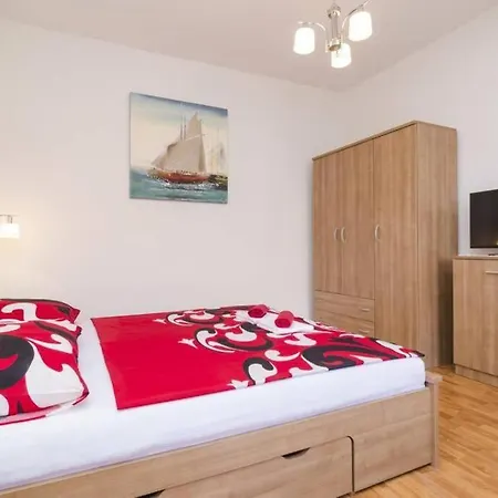 Apartment Romantic